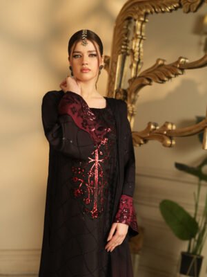 Home noire majesté eid